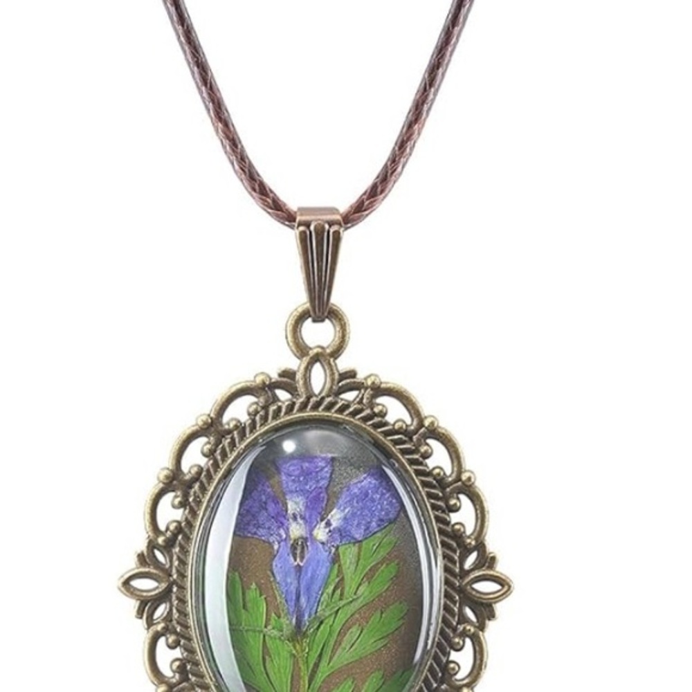Jayden Vintage Pendant Necklace